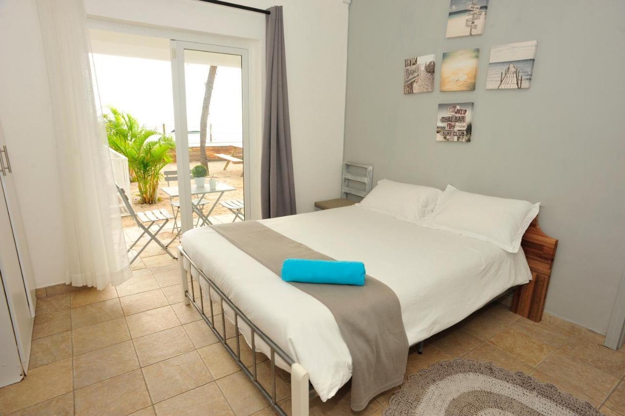 The Beach House - West Coast Mauritius Rivière Noire Εξωτερικό φωτογραφία